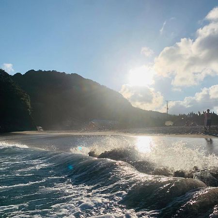 The Surf Lodge White Beach Шимода Екстериор снимка